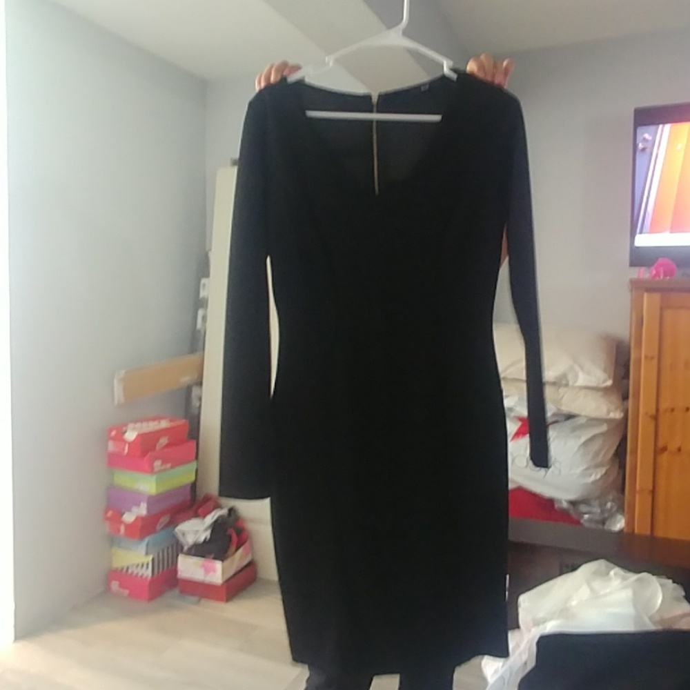 Dress - Picture 2 of 2